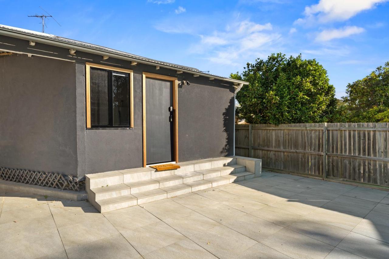 Spacious 1 Bedroom Guest House With Free Parking Sydney Exterior photo